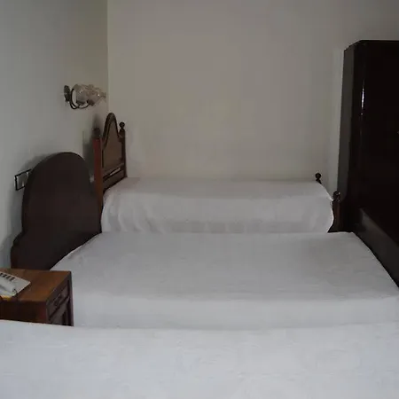 Otel Peninsular- 2*